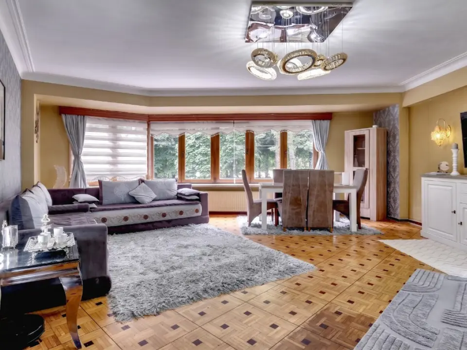 Appartement met 2 slaapkamers en terras te koop in Koekelber