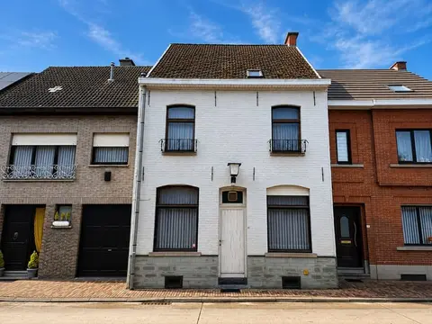 “Bij Philemine” – Iconische woning met karakter in Brakel...
