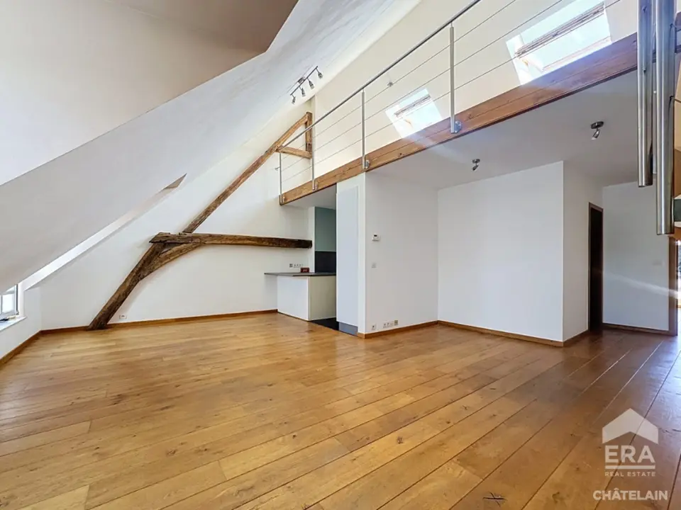 Appartement met 1 slaapkamer + mezzanine te huur in Bruxelle