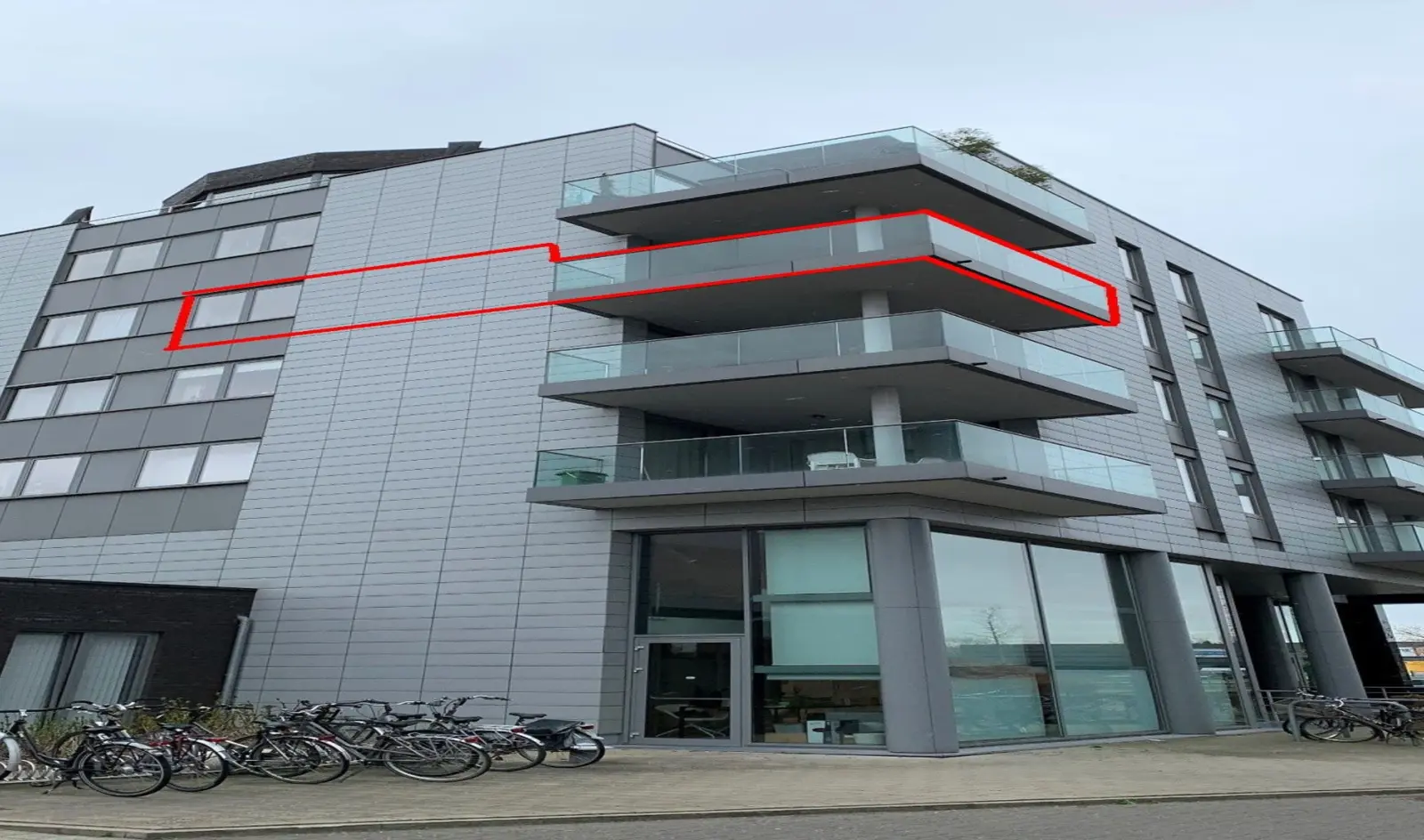 Zeer ruim 2-slpk. appartement nabij het centrum van Hasselt