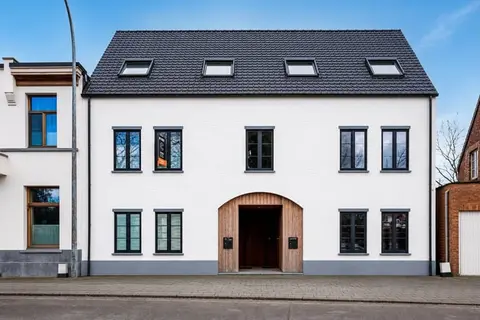 Renovated home with 3 bedrooms, 2 bathrooms, and a living ar