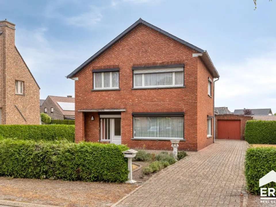 Gunstig gelegen woning met 3 slaapkamers op 8 are in Lommel