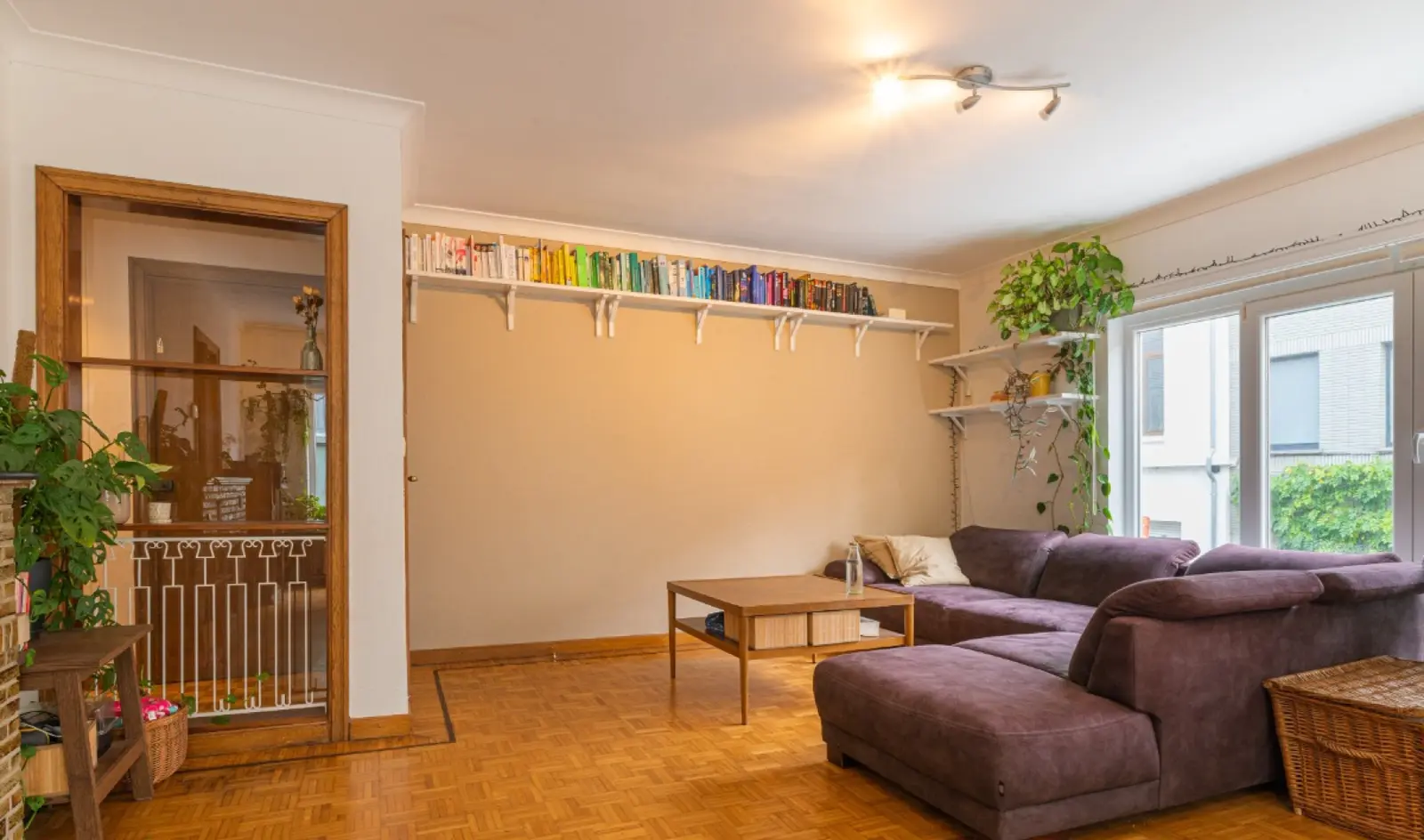 Appartement met 3 slaapkamers en terras te huur