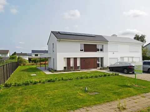 Prachtig gerenoveerde woning gelegen in de Witte Wijk met...