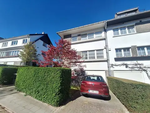 in the Chant d'Oiseau neighbourhood,