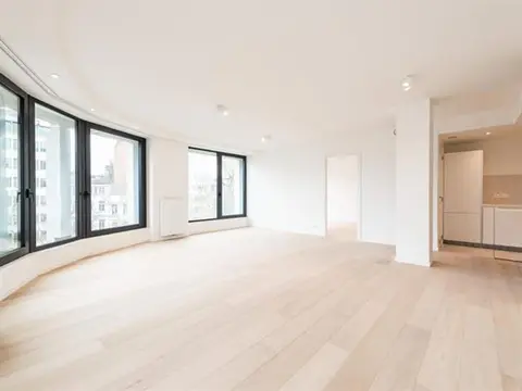 IXELLES LOUISE: NEW PASSIVE APARTMENT 3 BEDROOMS