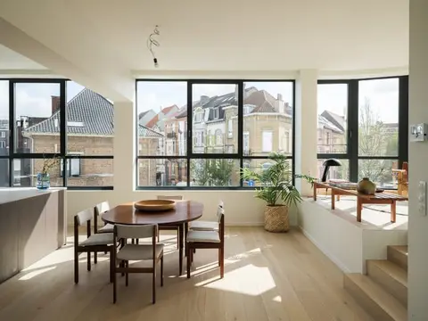 Uniek townhouse-appartement met o.m. 4 slaapkamers, 3 bad...
