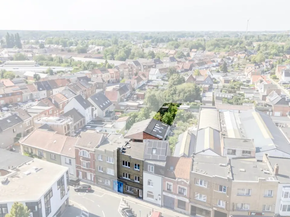 Kangoeroe woning met atelier en tuin in Gent