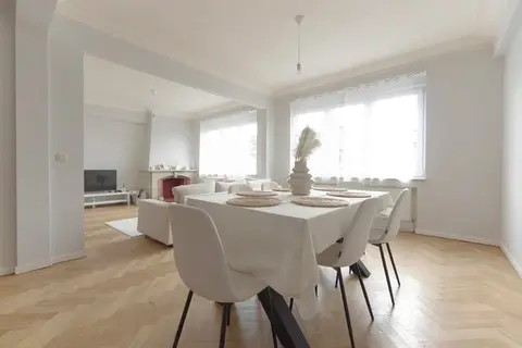 PETILLON | 103 m² | 2 Bedrooms | Terrace