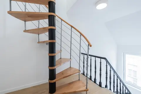 Schaerbeek – Renovated shared house, 1 room.
