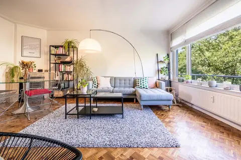 Beautiful 2 bedroom flat with a terrace and a cellar