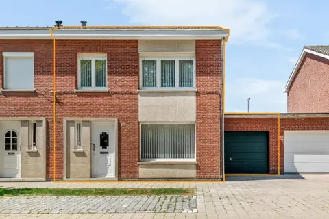 Goed gelegen, keurig onderhouden HOB met 3 slpk., tuin en...
