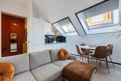 European District - Studio 1 bedroom + terrace