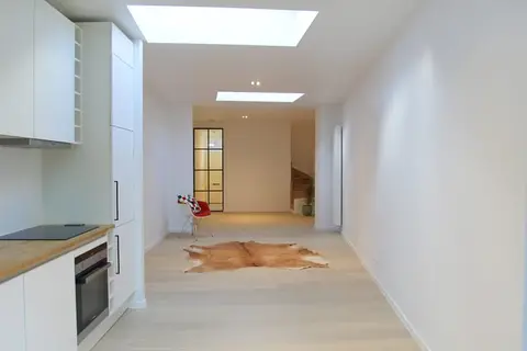 Refurbished 3-bedroom house for co-housing