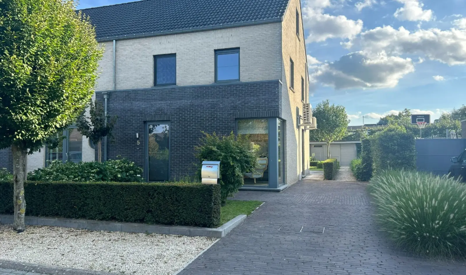 Instapklare HOB met 3 slpks en tuin in Houthalen-Helchteren