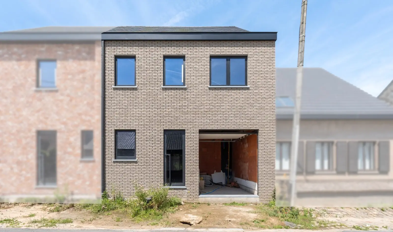 Nieuwbouwwoning met 4 slaapkamers in Oudegem