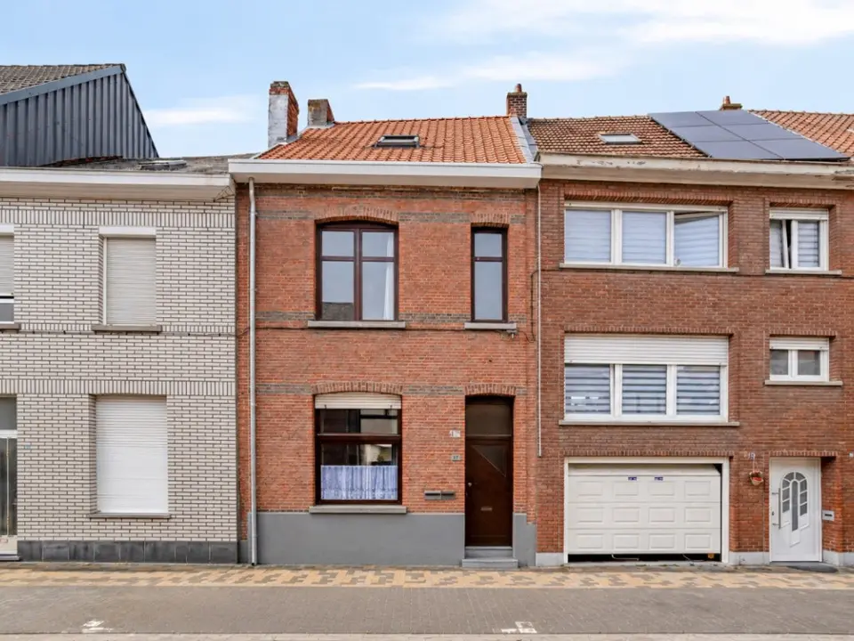 Ruime woning met zonnige tuin in Boom