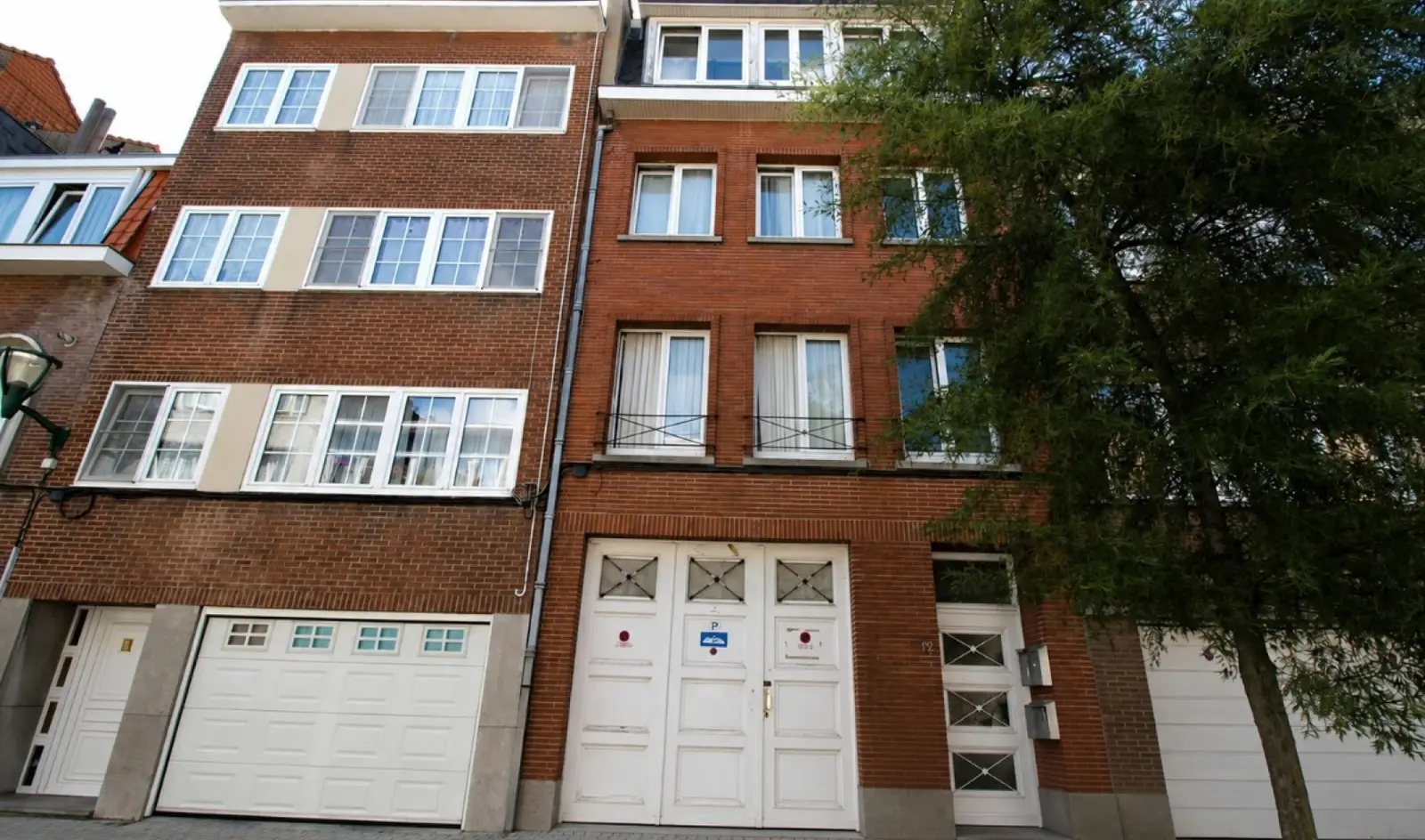 ENTREPÔT À LOUER – ± 120 m²