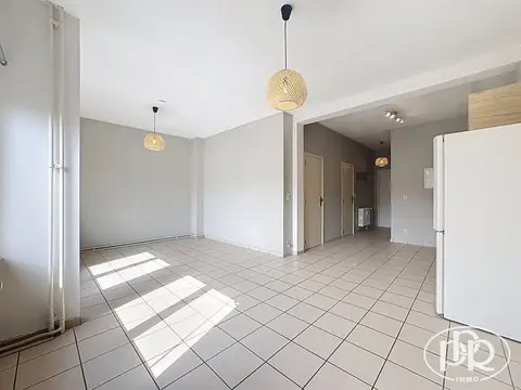 Office + Private Basement and Washing Machine