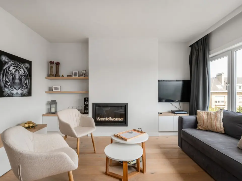 Gemeubeld appartement met 3 slaapkamers te huur