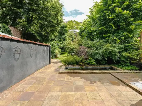 Ixelles I Place Stéphanie