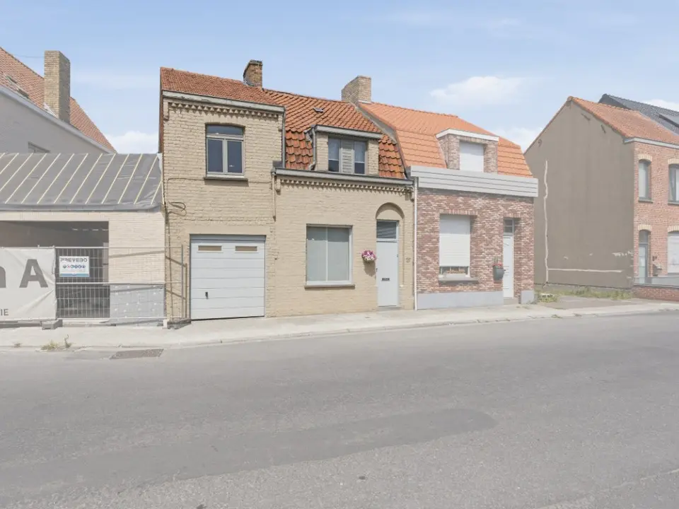 Gezellige woning met 3 slaapkamers in centrum Veurne