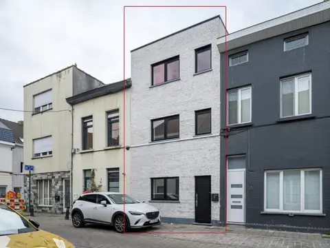 Ready-to-move-in house with three bedrooms in Ghent.