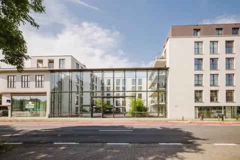 Dakappartement met 3 slp, 2 badkamers en terras in Gent