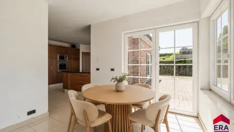 Unieke villa op toplocatie (5 slpk) in Hofstade nabij Aalst