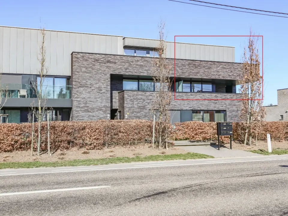 Mooi duplex appartement met ruime terrassen te Herselt.