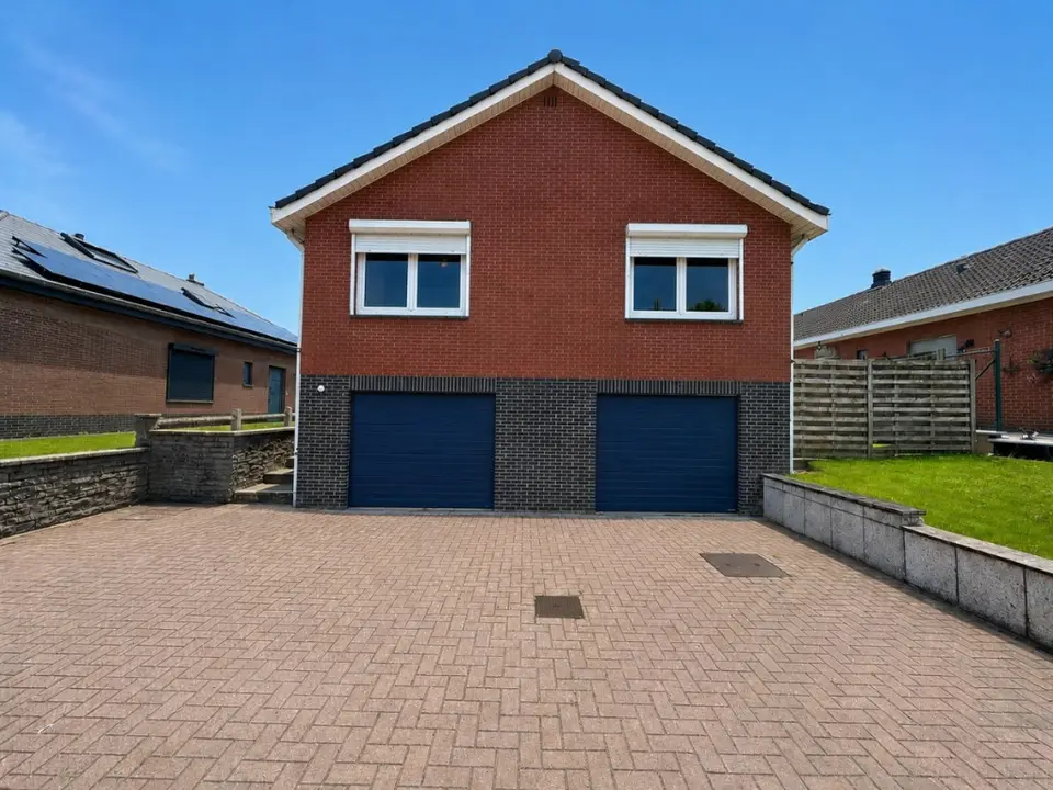 Vrijstaande woning met zonnige tuin in Hoeilaart
