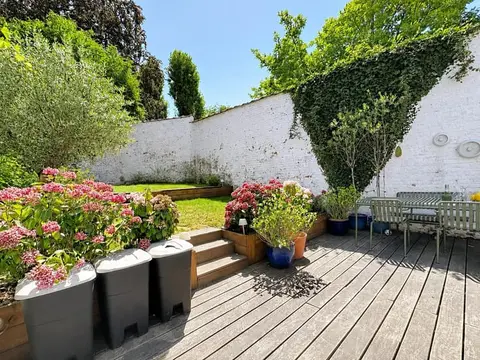 Garden-Level Apartment with Outdoor Spaces – Place Stéphanie