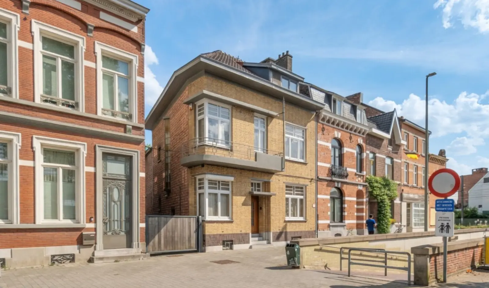 Ruime woning met 5 slaapkamers in Hasselt-centrum