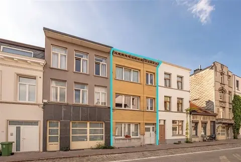 Opbrengsteigendom bestaaande uit 3 units!